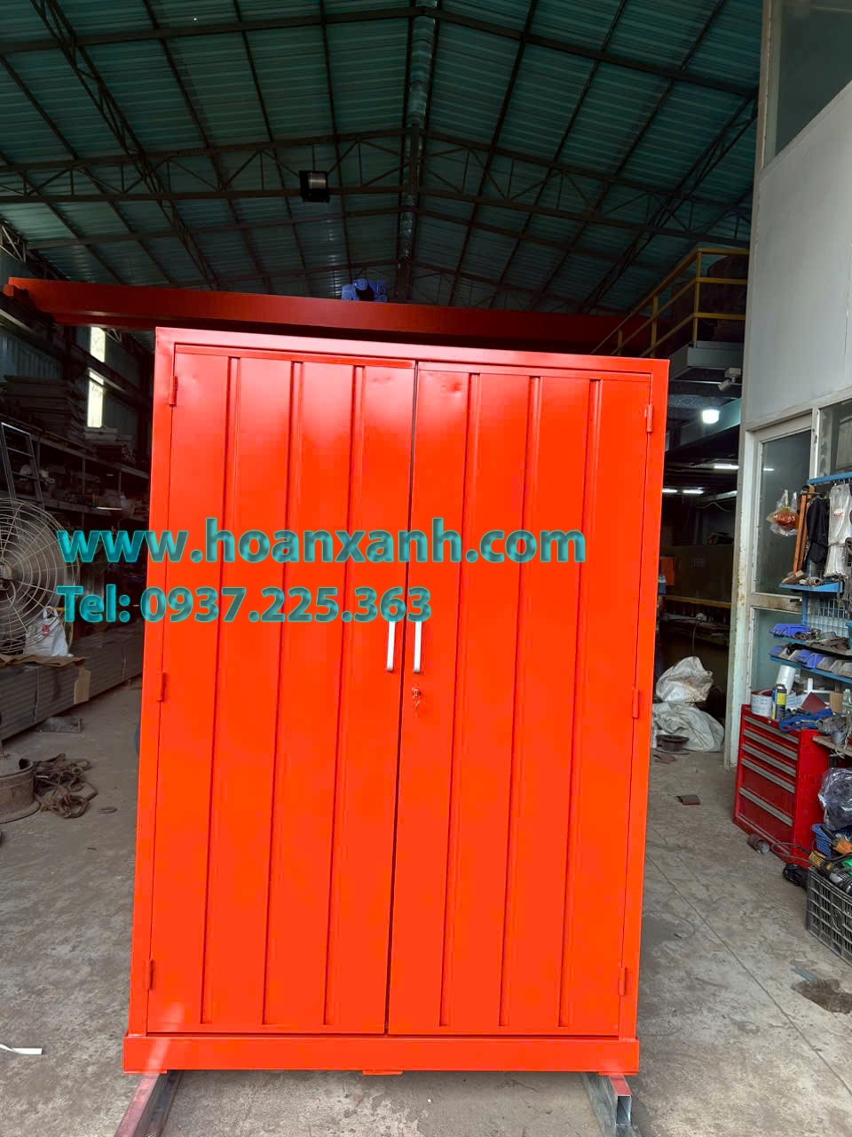Tủ dụng cụ kết hợp bảng treo