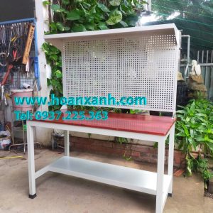 bàn thao tác bảng treo đồ