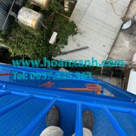Cau thang thoat hiem chung cu mini