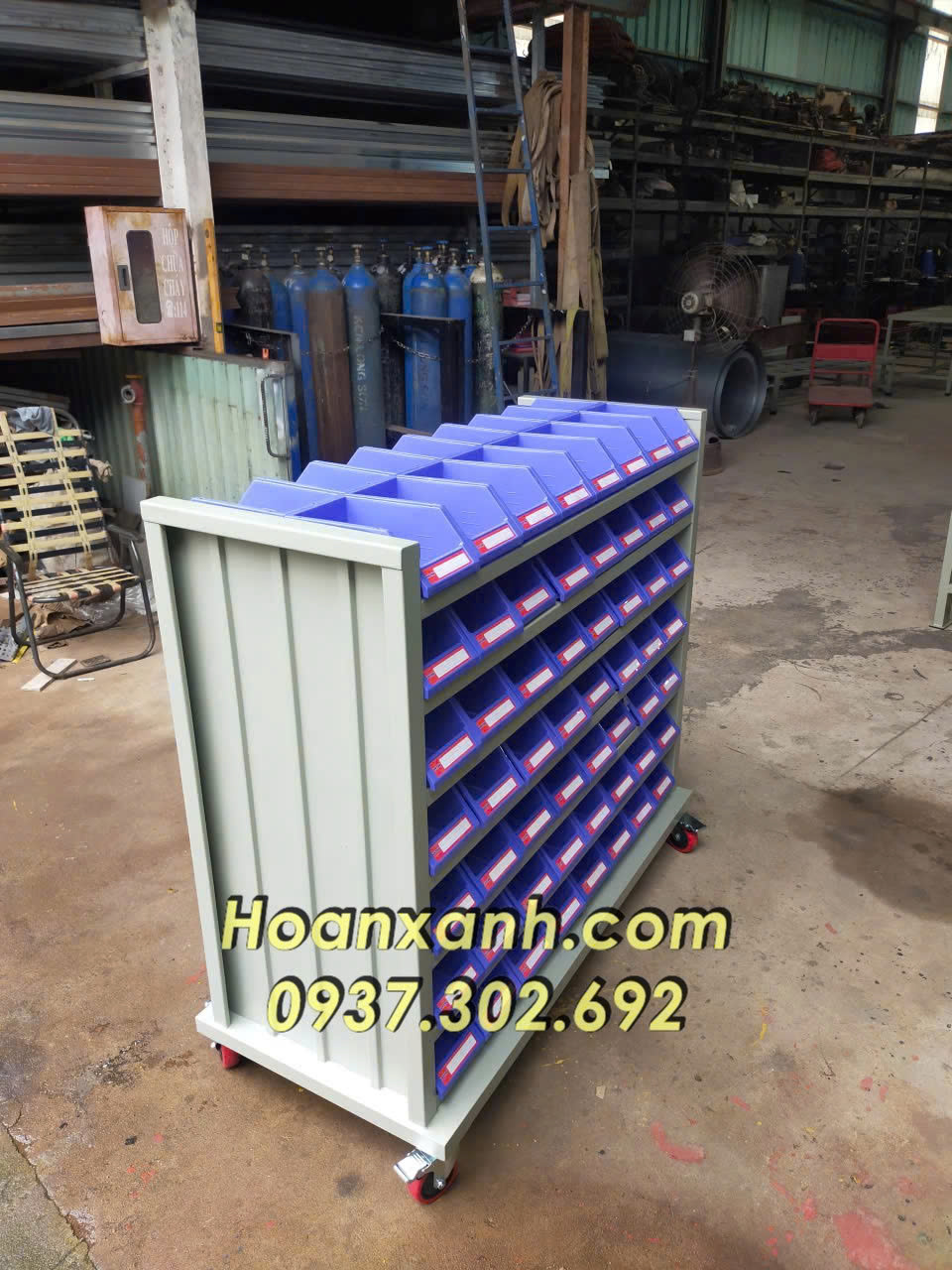 Kệ dụng cụ 112 ngăn
