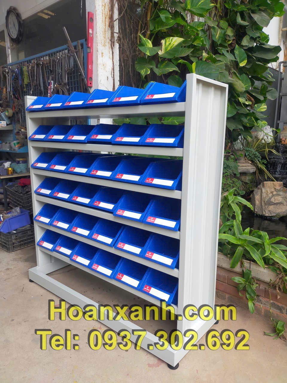 Kệ dụng cụ cơ khí